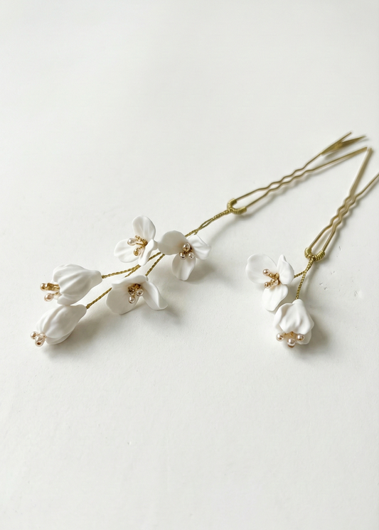 White Clay Floral Hair Pins