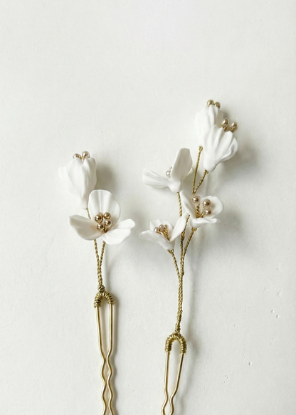 White Clay Floral Hair Pins